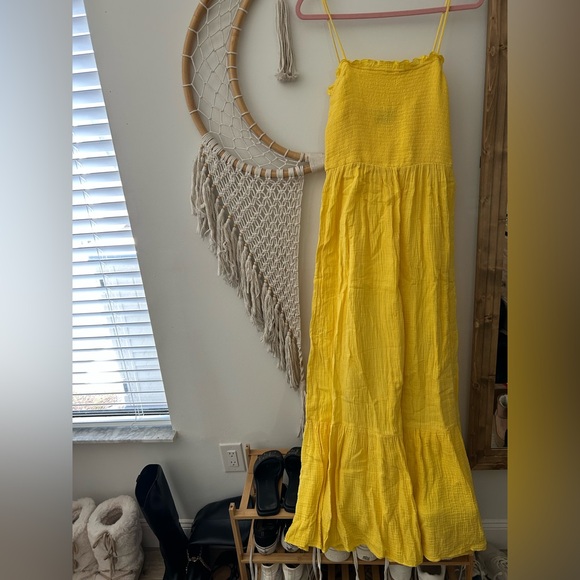Vici Dresses & Skirts - Vici Yellow Maxi Dress
